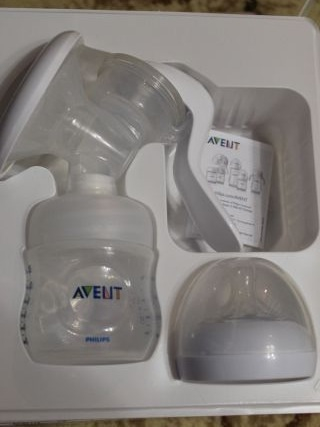 молокоотсос Philips avent почти новый + подарок
