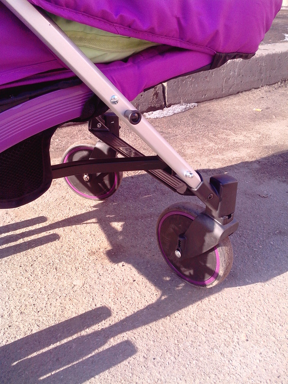 Коляска Avanti Juniors в цвете purple