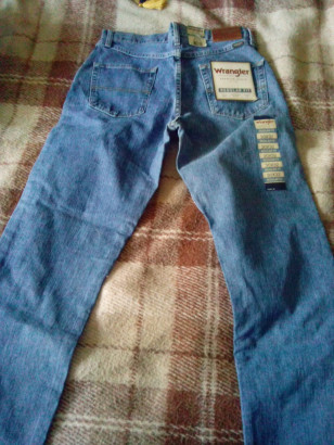 Новые, привезены из США джинсы Wrangler