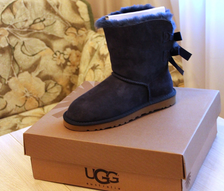 UGG НОВЫЕ US7(38)рр