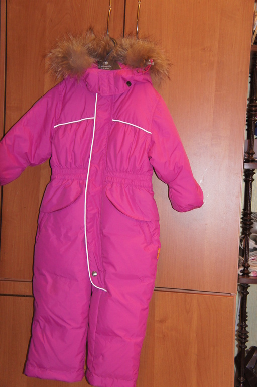 Продам зимний комбинезон NELS . Цена 3000 руб.
