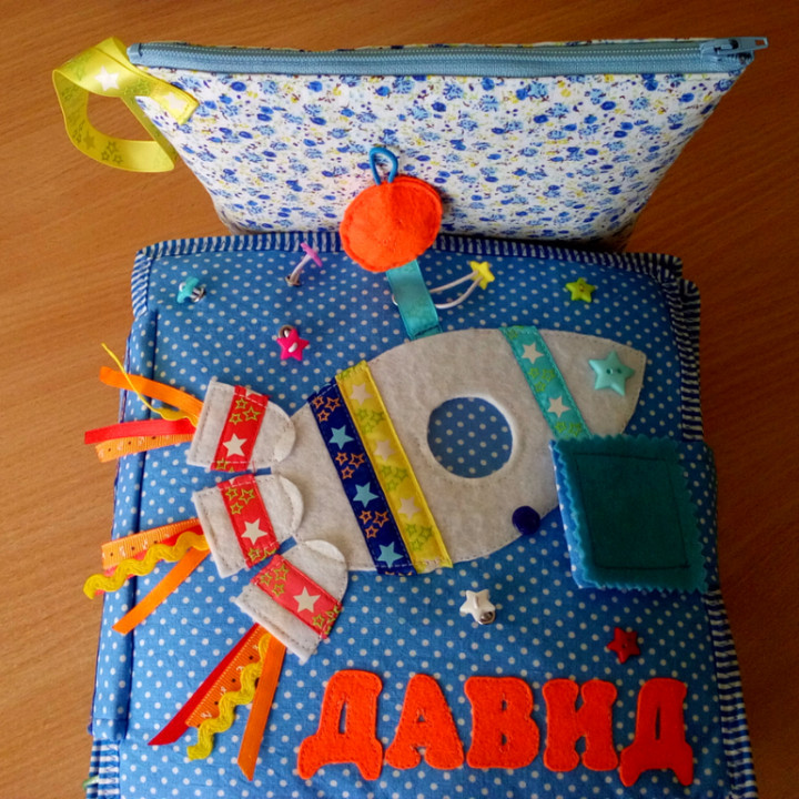 Мягкая развивающая книжечка для малышей из ткани и фетра / Quiet Book ...