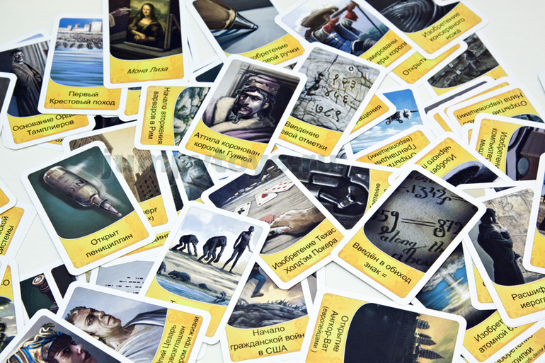 Настольные игры. Timeline от Asmodee