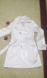 Продам модный плащик 44 (S)