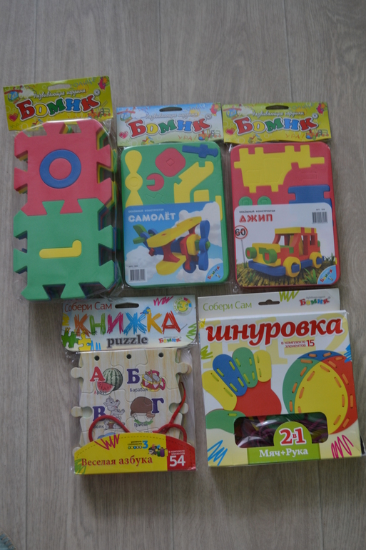 развивающие игрушки фирмы Бомик