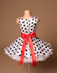 Платье в стиле ретро