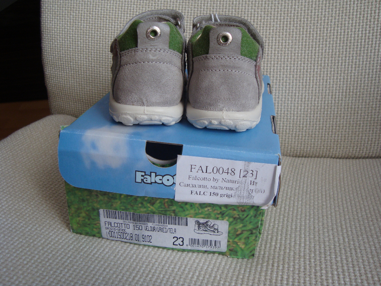 Продаю НОВЫЕ сандалии Falcotto by Naturino размер 23. 2500 рублей уже с почтой!
