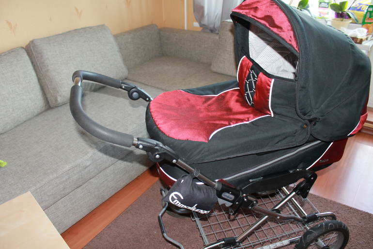 Продам Emmaljunga Edge Duo Combi 13000р.