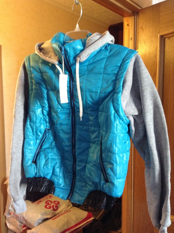 Куртка женская новая рЛ (46-48)