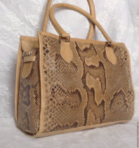 Сумка из кожи питона + ремень из питона в подарок!