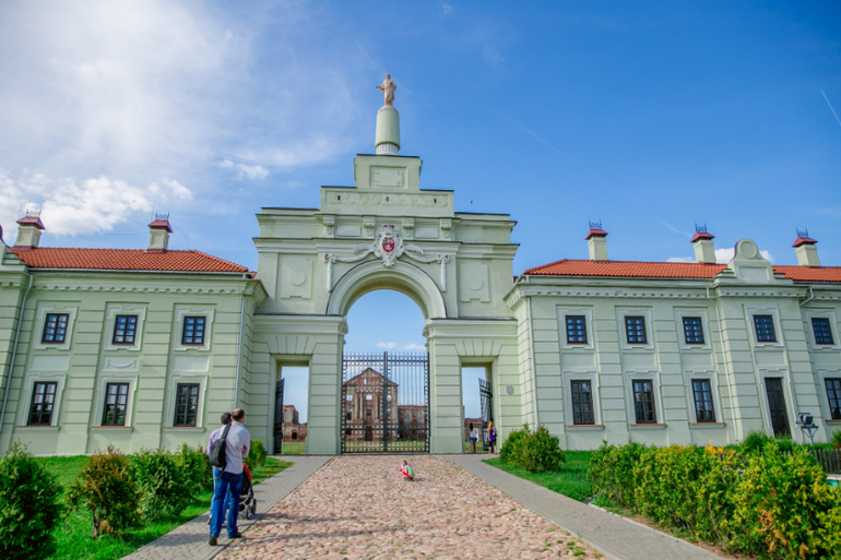 Замковое