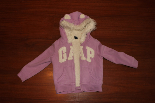 Обалденная толстовка gap с капюшоном с ушками