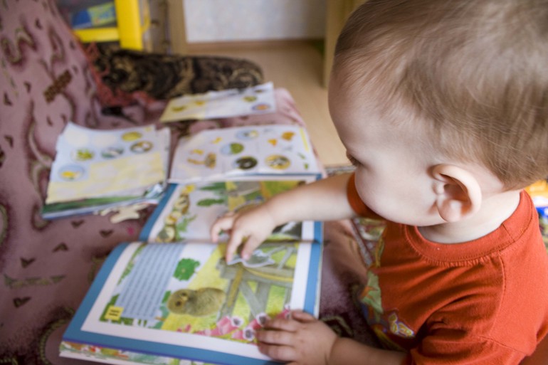 Книжки с наклейками