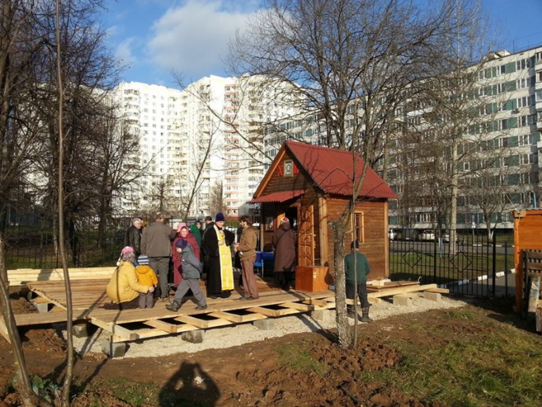 Просьба о помощи в строительстве храма, Москва (от моей подруги)