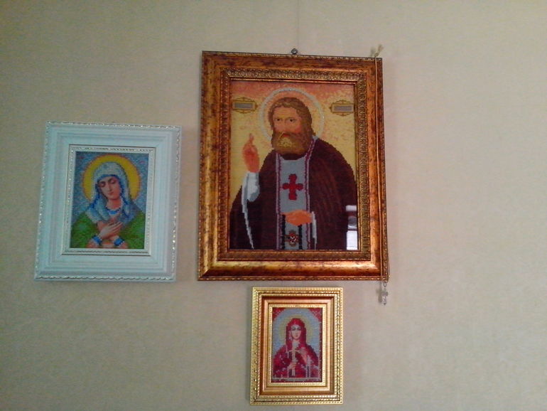 Немного вышивки и много поделок. (много фото)