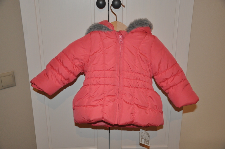 Продам куртку Mothercare 6-9 (рост 74) мес 500 руб