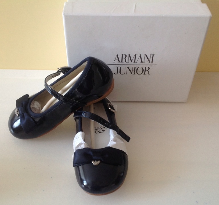 Туфли Armani Junior 24 р.(оригинал) Цена 4000