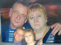 Портреты по фото на заказ недорого, качественно.