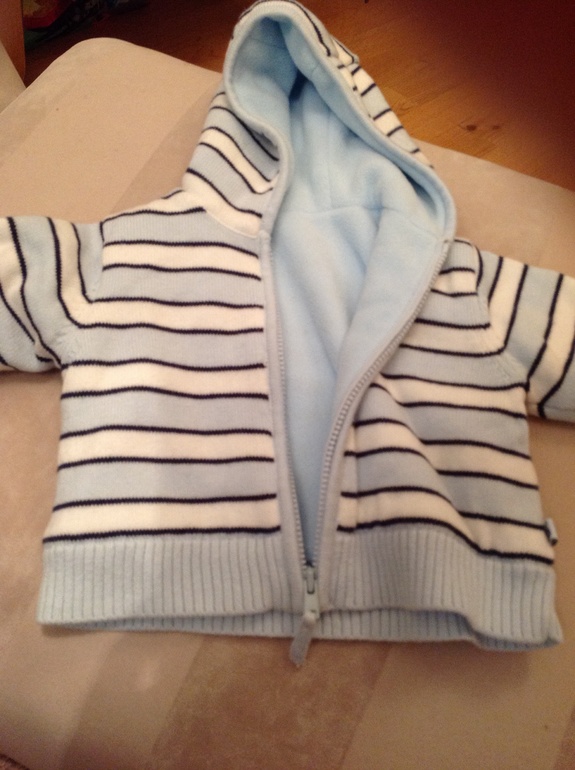 Продам кофточку mothercare
