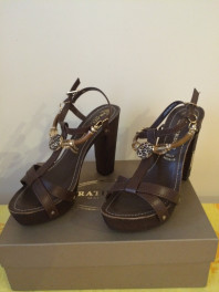 итальянские босоножки новые!!!