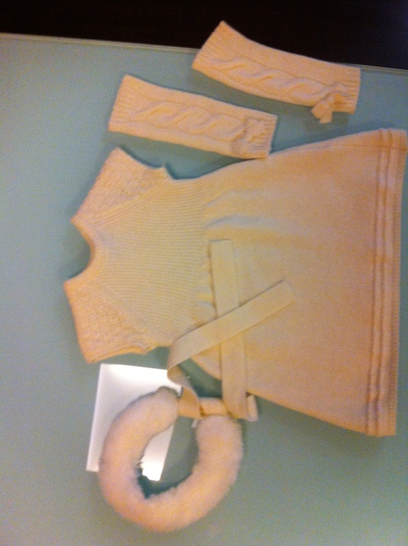 Комплект Simonetta (платье, воротничок, митенки)  4А, шерсть, 2 500 рублей
