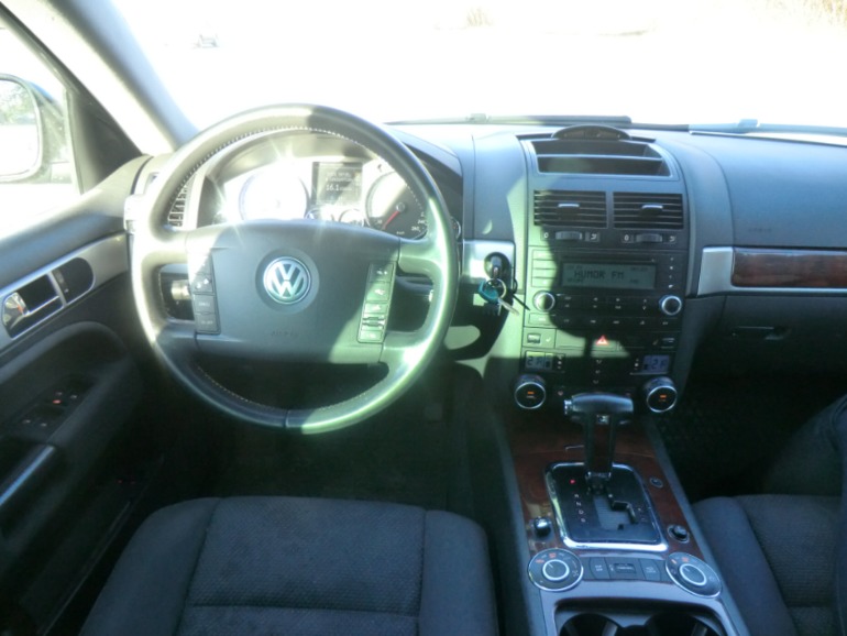 Продам VOLKSWAGEN TOUAREG