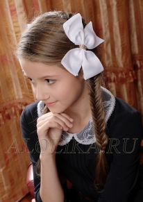 Заколка А*марант белый