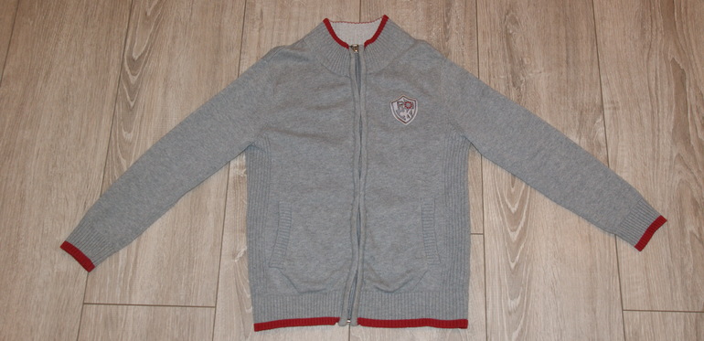 Продам на мальчика 6,7,8,9 лет . Очень много.