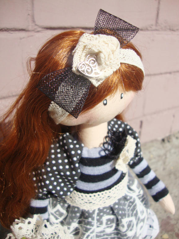 Рыженькая... Интерьерная куколка без имени...