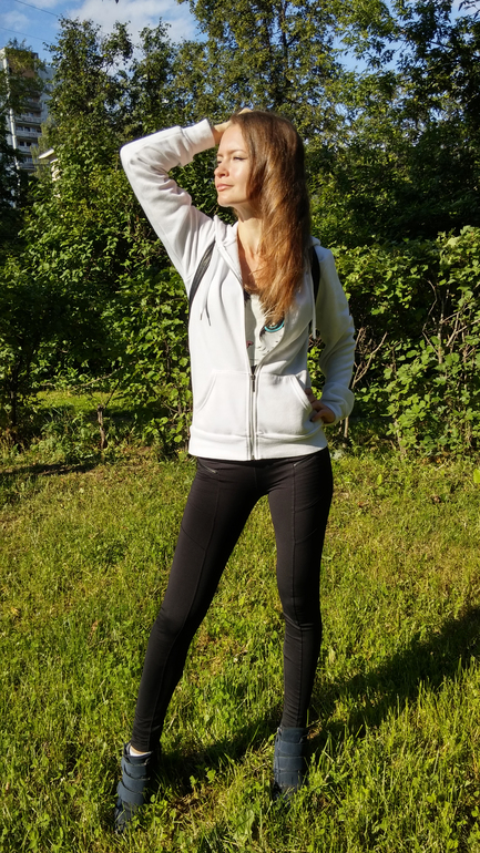 На работе муж нафоткал)