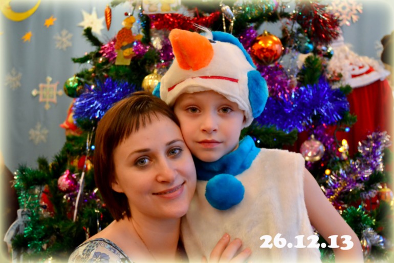 Последний новогодний утренник в саду((