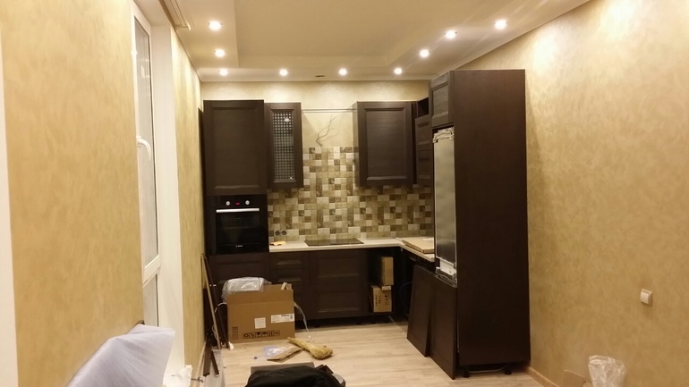 чуть моей кухни (идет сборка)