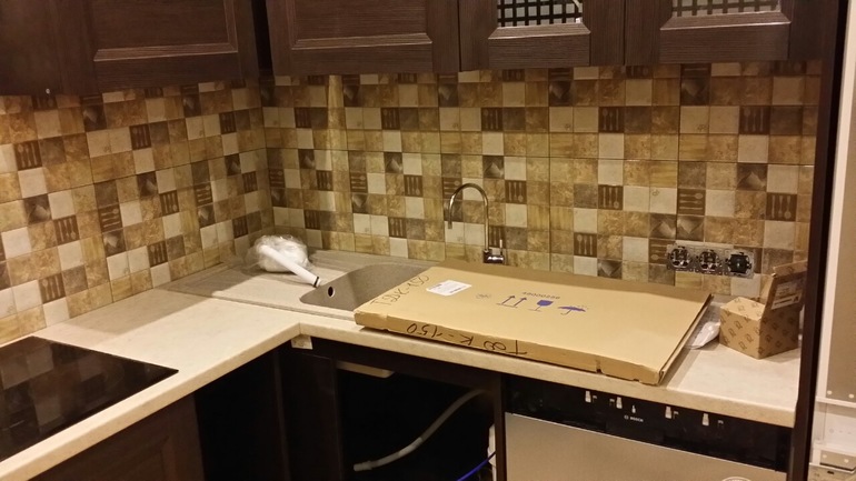 чуть моей кухни (идет сборка)