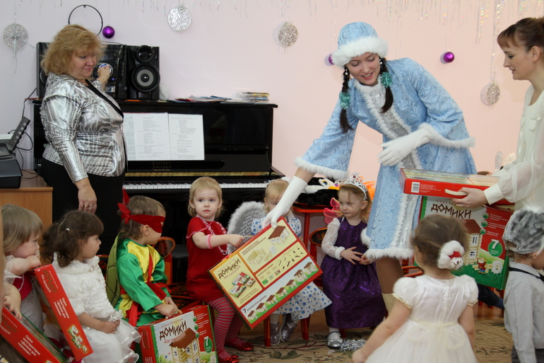 Новогодний утренник в детском садике....
