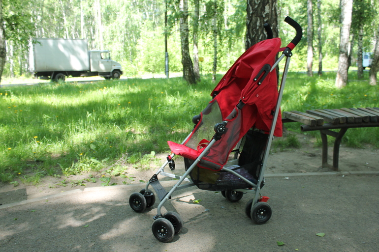 Maclaren Globettroter - легкая трость для подросших малышей!