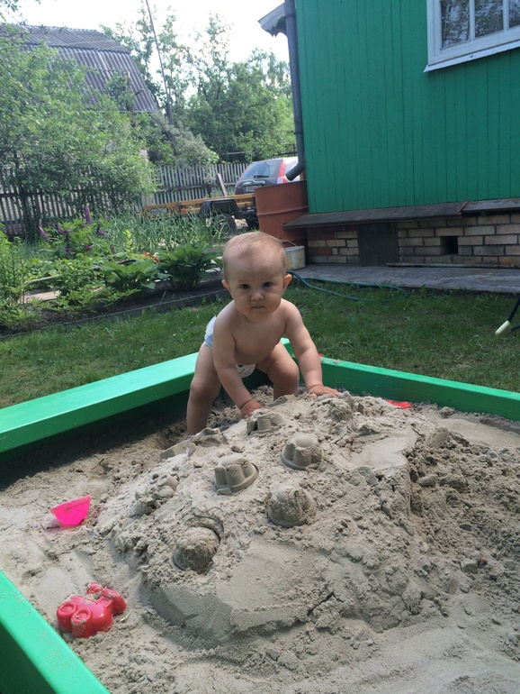А из нашего окна сегодня радуга видна