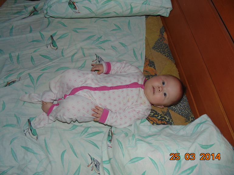 нам по полгодика и 13 дней:))