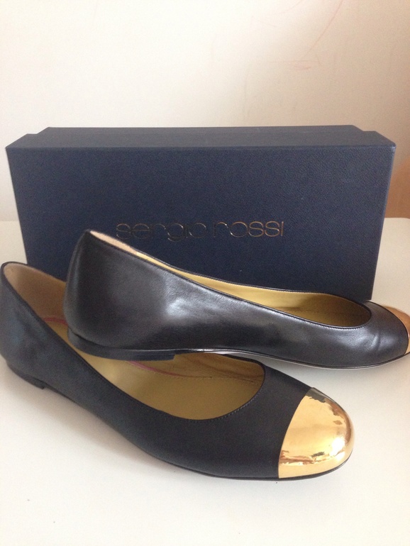 Sergio Rossi! Балетки наимягчайшие а ля Шанель!!! На 38,5-39 р цена 5500