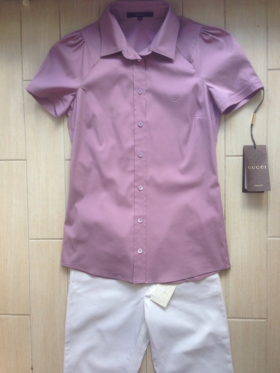 Gucci !!! Блузочка марк 36, на доченьку или худенькую мамочку. Сама ношу, прелесть !!! 4900