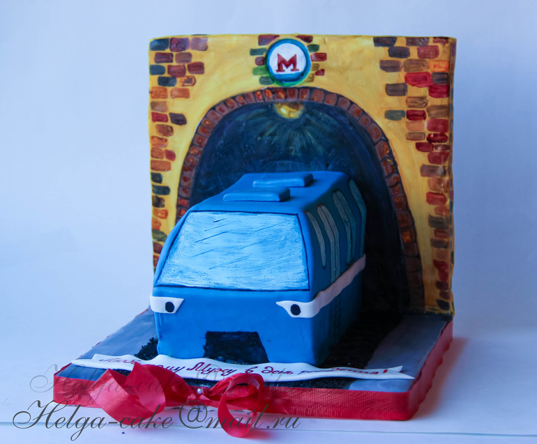 Торт на заказ "Вагон метро"