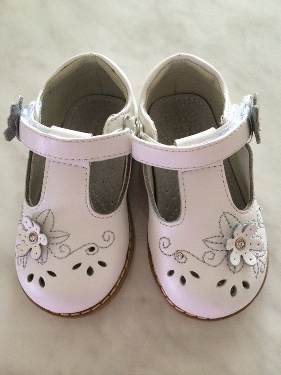 Туфельки и сапожки для малышки. Тюмень, почта.