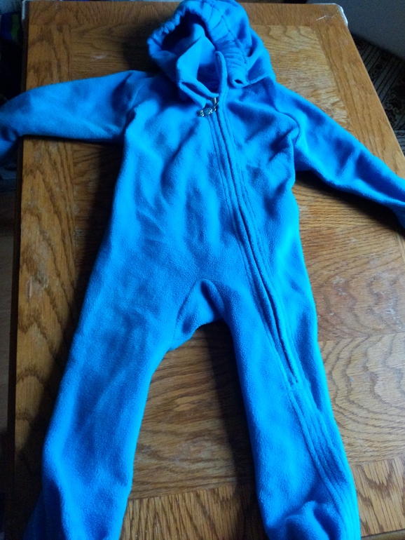 Продам вещи на мальчиков 9-12-18 мес