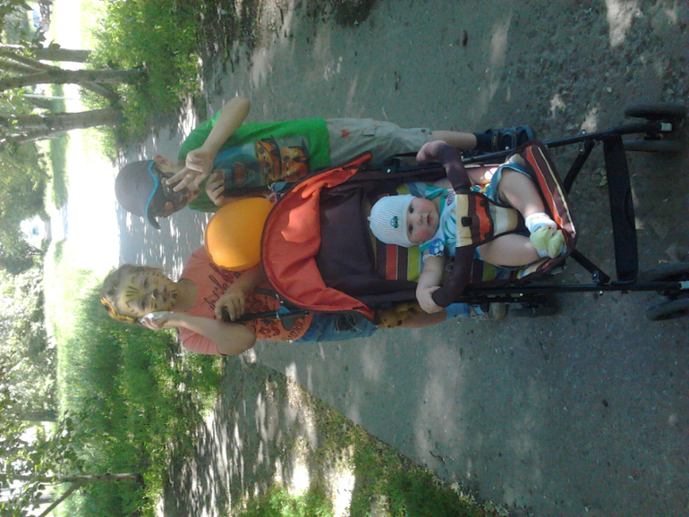 погуляли )))