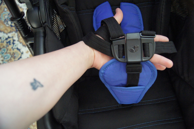 Joie Mirus -новая неизвестная и не обкатанная коляска и фирма;)