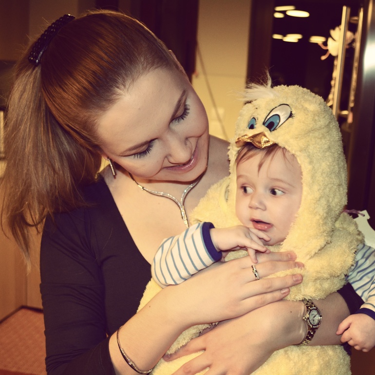 А в Греции карнавал! Мой Манолито-цыпленок :)