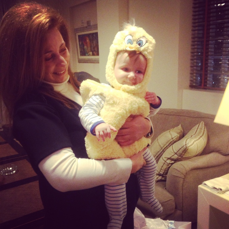 А в Греции карнавал! Мой Манолито-цыпленок :)