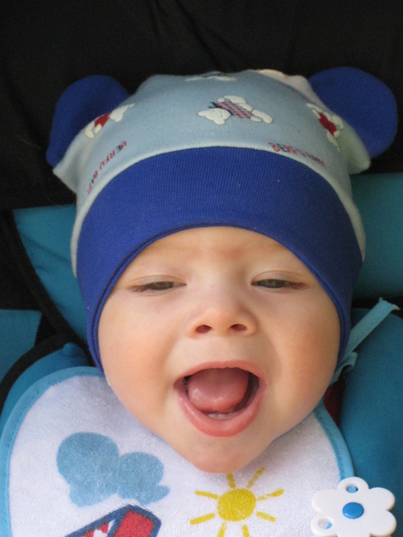 А мы еще как-то и не познакомились толком...