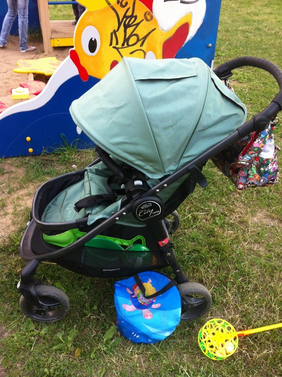 Baby jogger city versa green с бампером