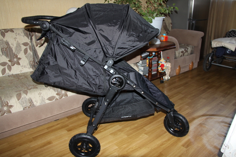 Идеальная коляска найдена! Baby Jogger City Mini GT полностью чёрная