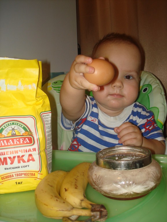 Готовим с детьми. Банановые оладьи.